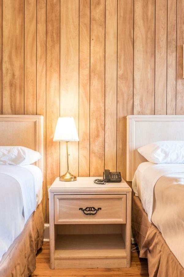 Lake City Motel Ντάρτμουθ Εξωτερικό φωτογραφία